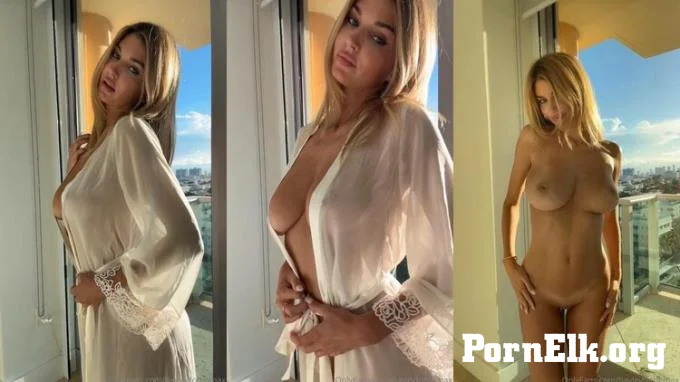 Hayley Maxfield - Solo  [FullHD 1080]