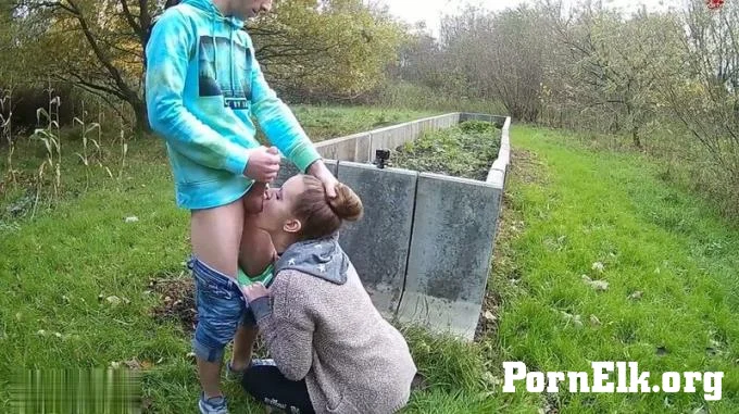 xxxpaarxxx888 - OUTDOOR BLOWJOB und AIR MAX BESAMUNG  [FullHD 1080]