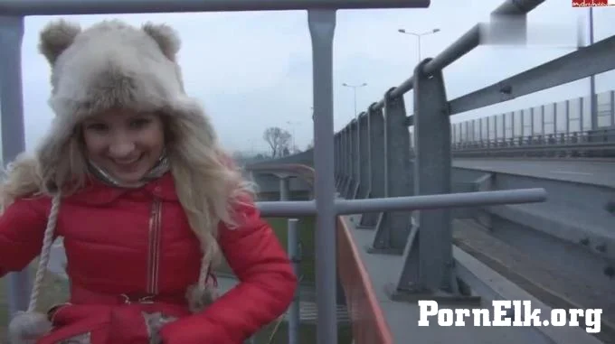 Teeny-Winnie18 - PISSEN AUF DER AUTOBAHNBRUCKE  [FullHD 1080]