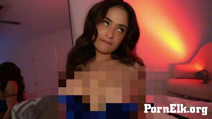 Princess Alexx - Come Look at My Tits  [4K 2160]