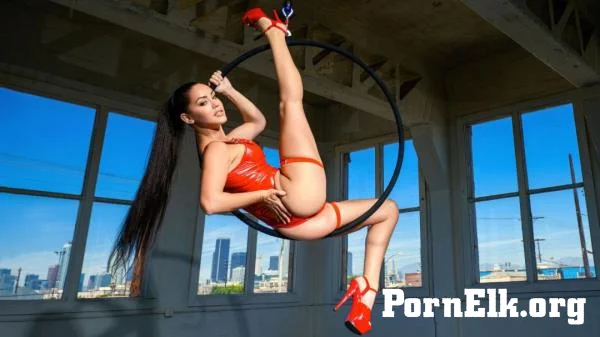 Alina Lopez - Hung Up on Alina 10/16/26 [HD 720p]